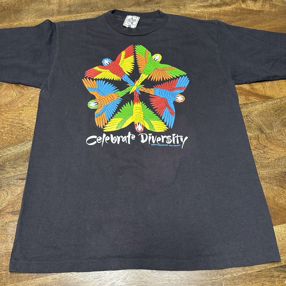 Vintage 90s Nature T Shirt Celebrate Diversity Greg Scott Parrots Large Rainbow‎